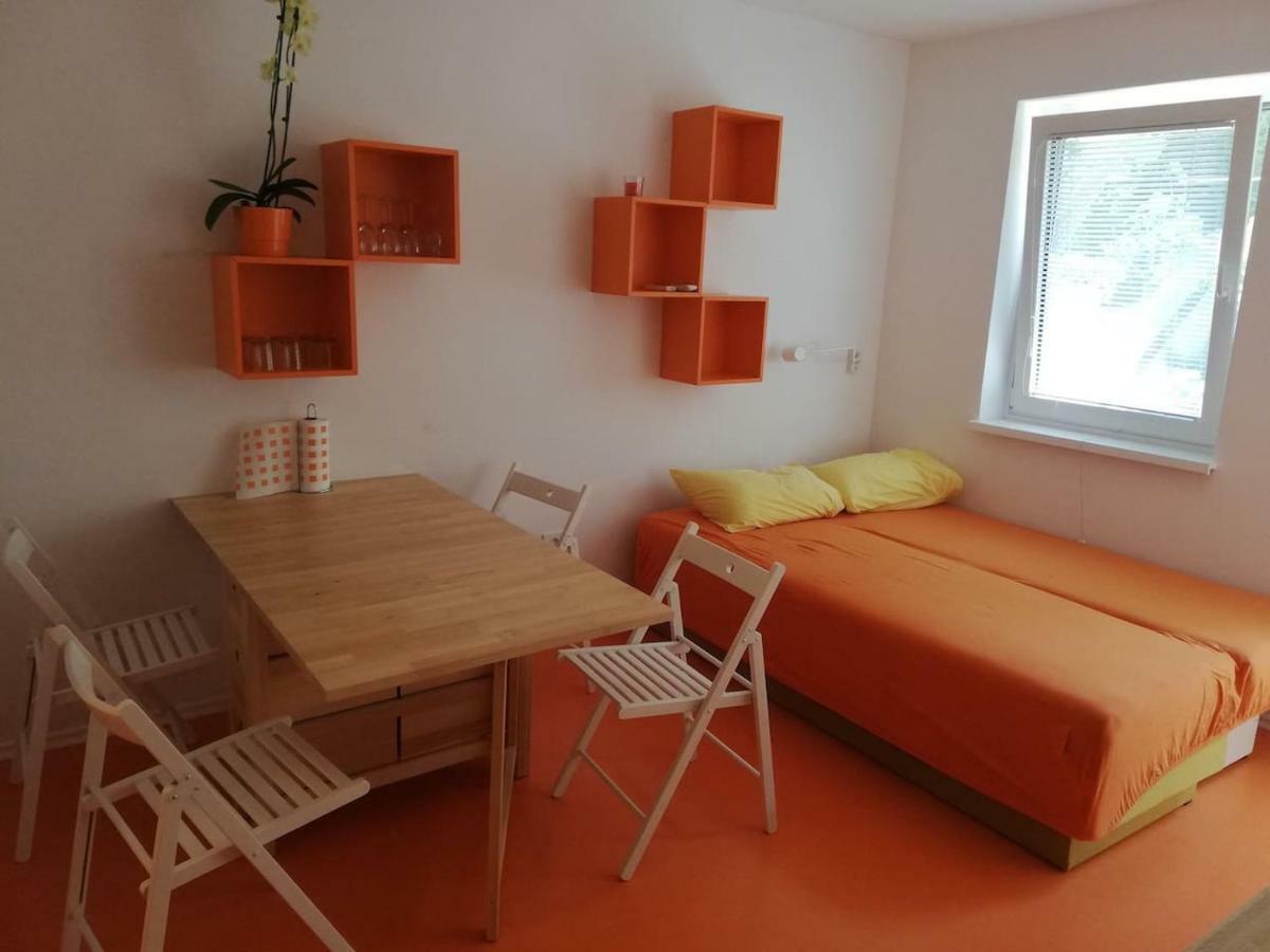 Apartma Ada إيزولا المظهر الخارجي الصورة
